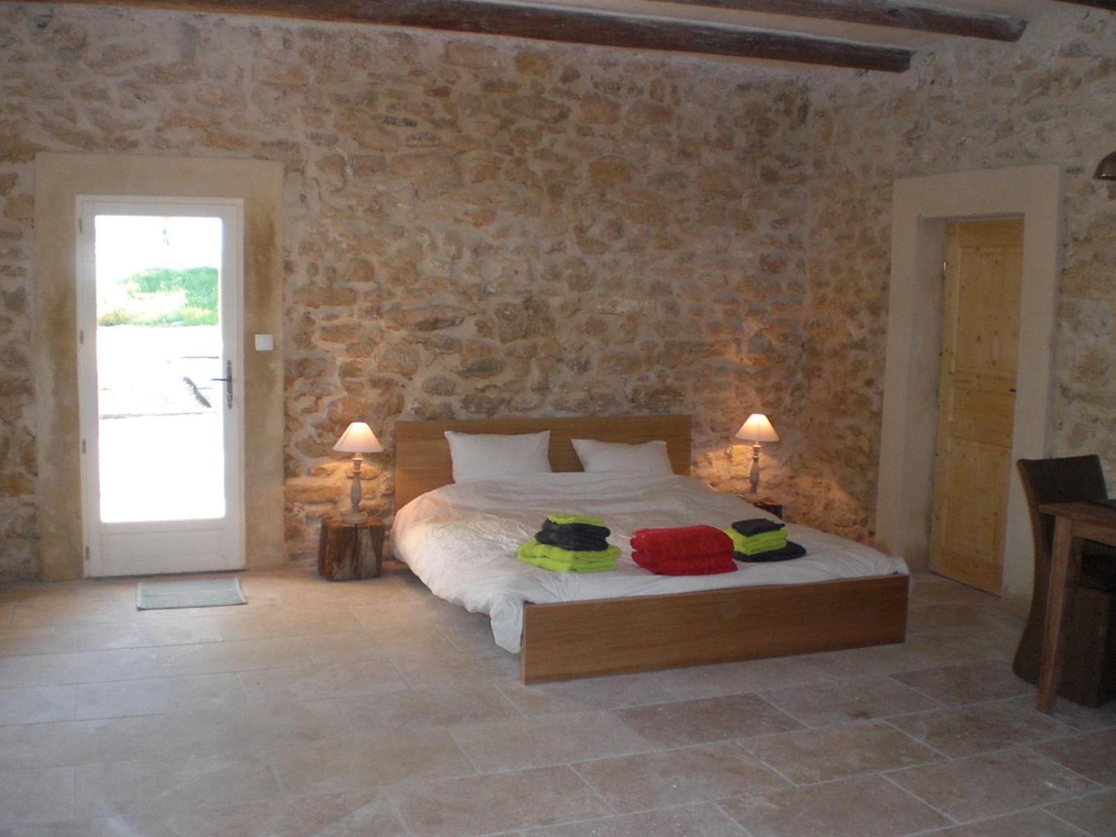 Chateau De Peyrolles Apt