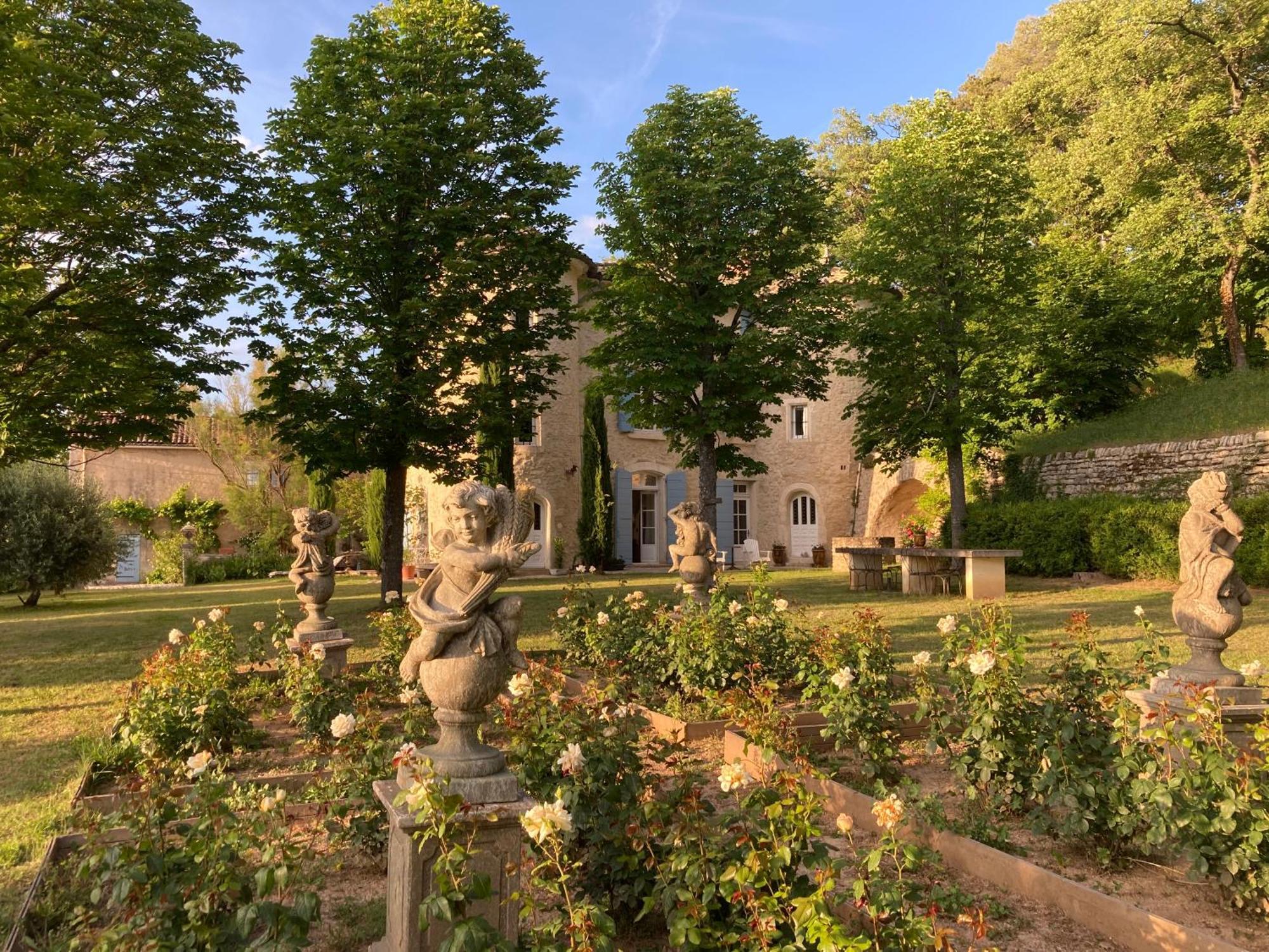 Chateau De Peyrolles Holiday home Apt